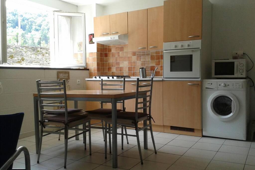 Cure Thermale Ou Vacances D'Ete Au Mont Dore Exterior foto
